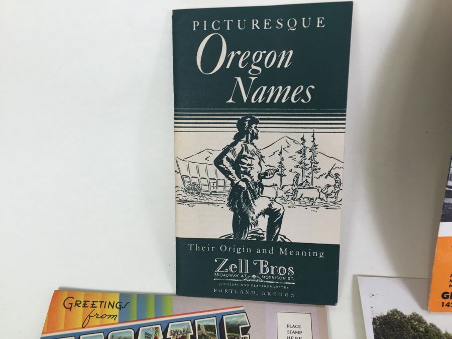 Vintage Collection Of Maps, Tourist Guides, Postcards, Military Photographs And Various Ephemera [Photo 6]