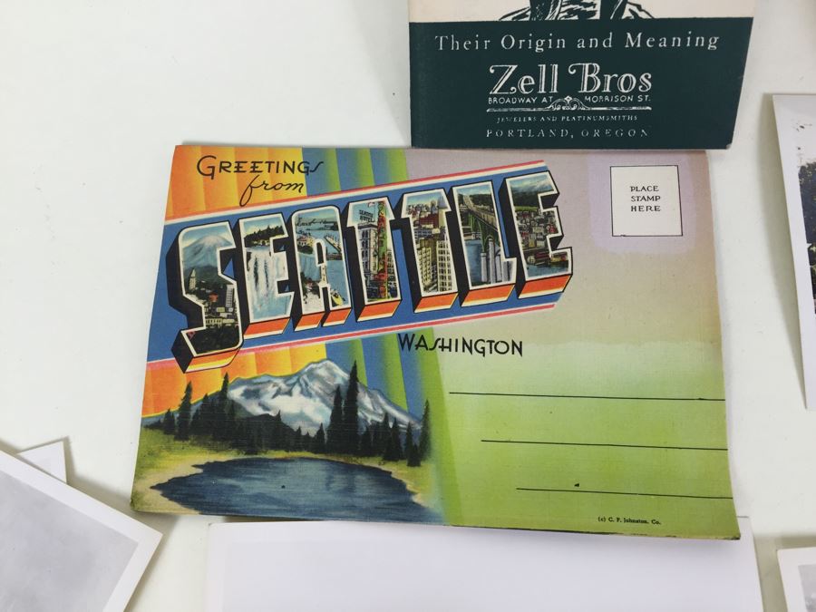 Vintage Collection Of Maps, Tourist Guides, Postcards, Military Photographs And Various Ephemera [Photo 7]