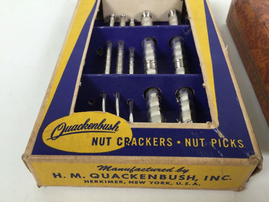 New Crown Crest Sheffield-England Stainless Steel Knives In Box And Quackenbush Nut Crackers New In Packaging [Photo 6]