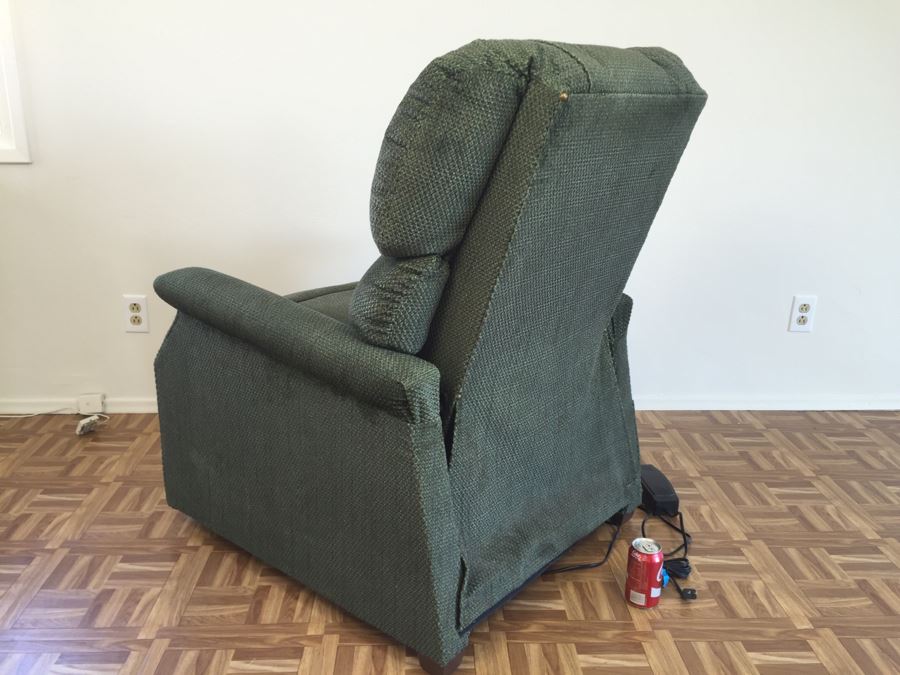 Golden Lift Chair From Healthy Back Retails $1,000+ [Photo 7]