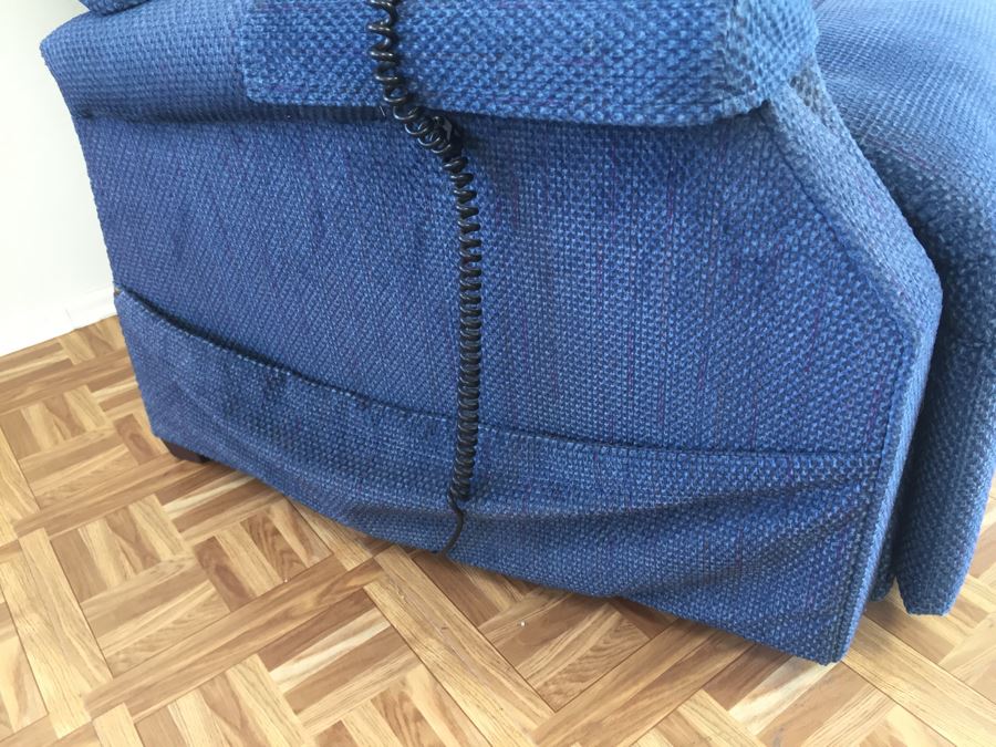 Golden Lift Chair From Healthy Back Retails $1,000+ [Photo 9]