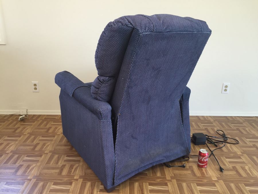 Golden Lift Chair From Healthy Back Retails $1,000+ [Photo 8]