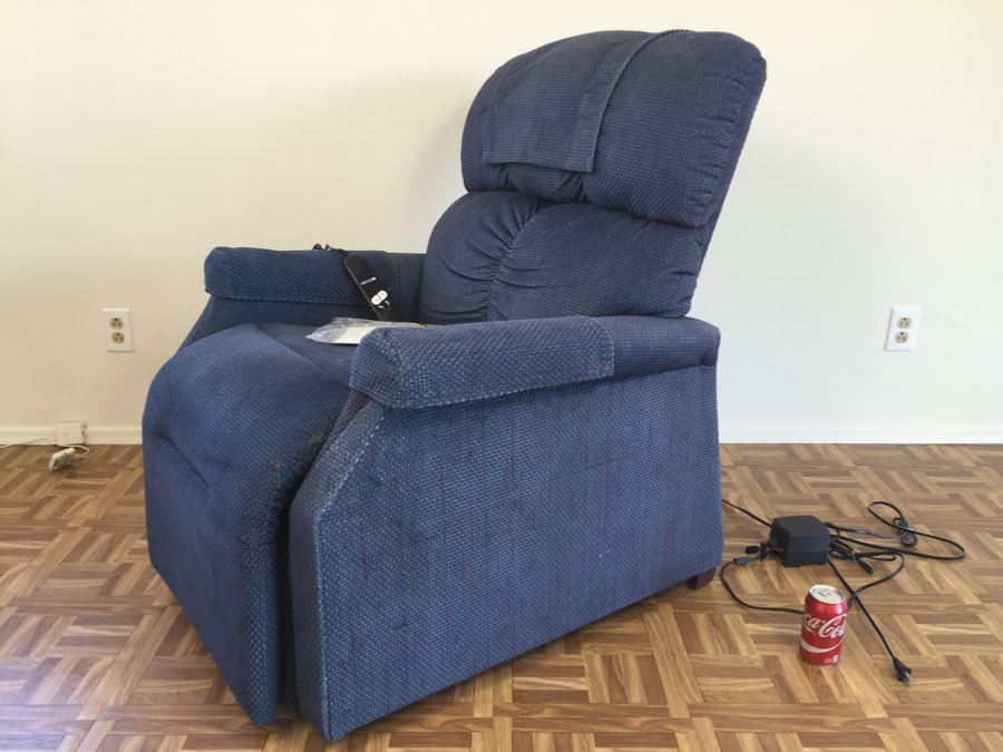 Golden Lift Chair From Healthy Back Retails $1,000+ [Photo 7]