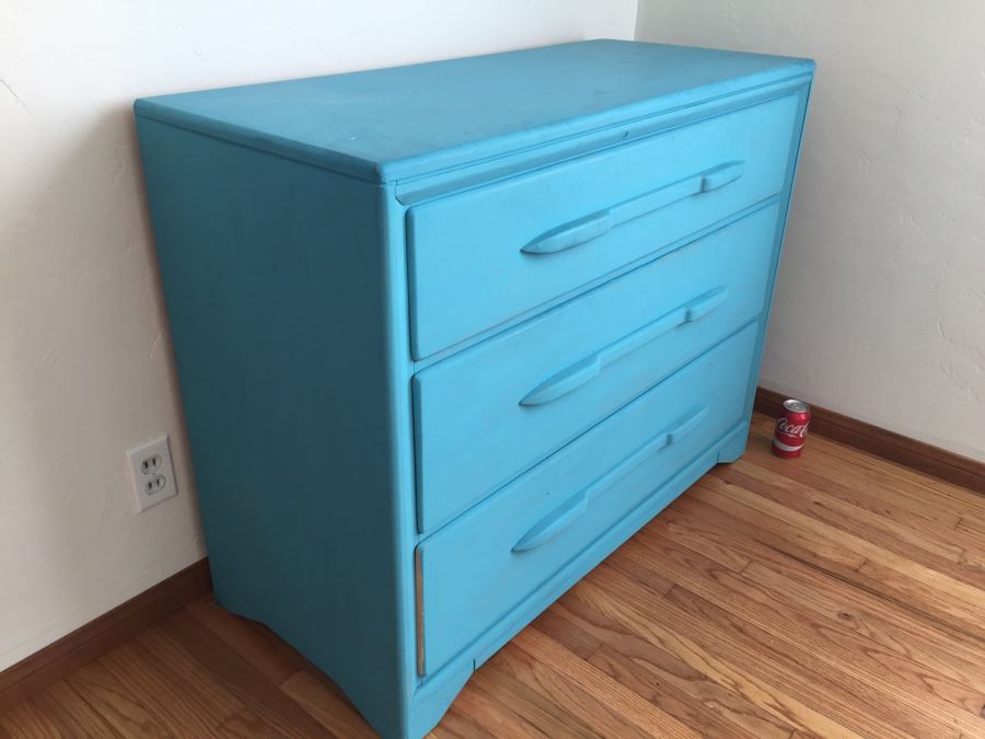 Mid-Century 3-Drawer Wooden Dresser Painted Blue [Photo 6]