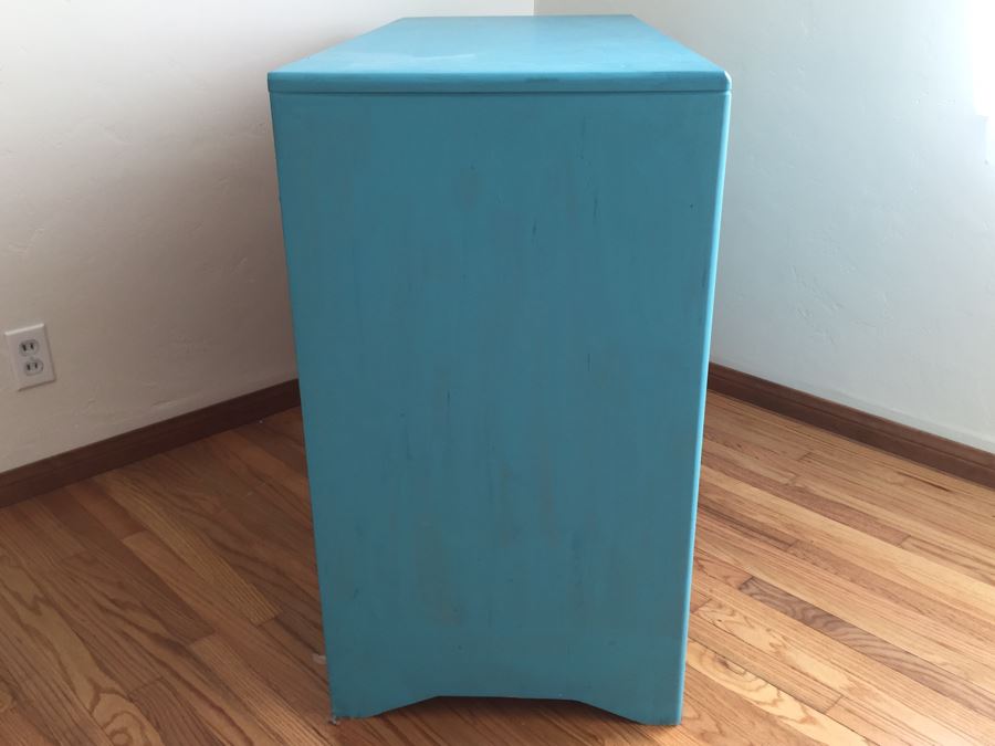 Mid-Century 3-Drawer Wooden Dresser Painted Blue [Photo 10]