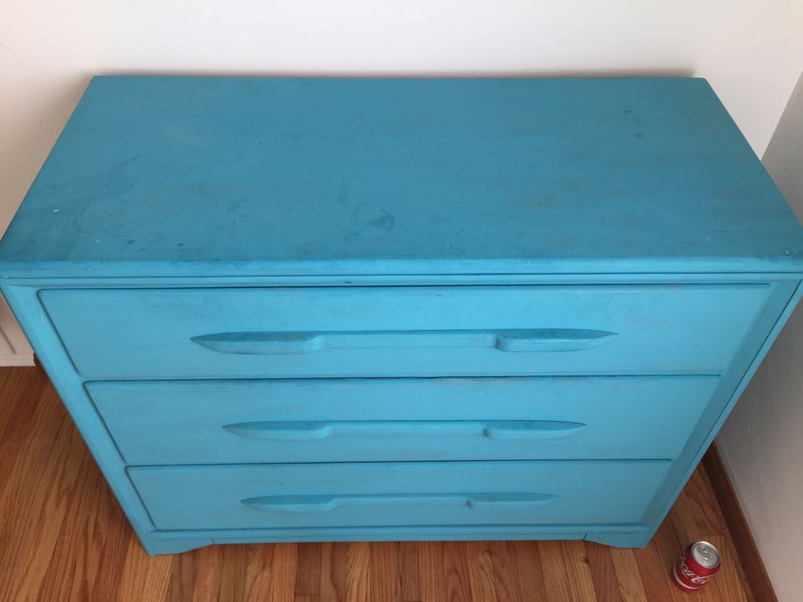 Mid-Century 3-Drawer Wooden Dresser Painted Blue [Photo 7]