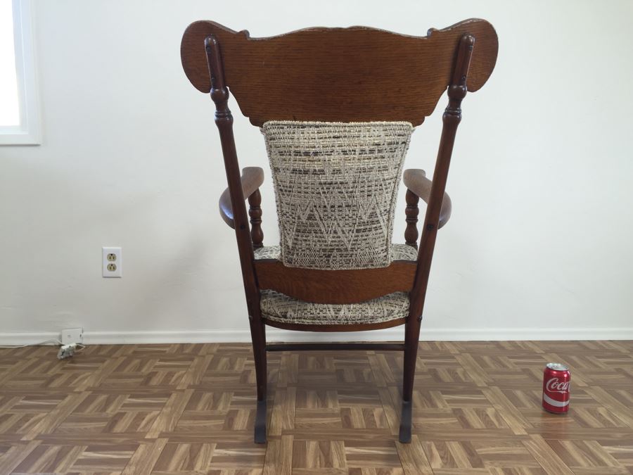 Old Oak Wooden Rocker Chair [Photo 15]
