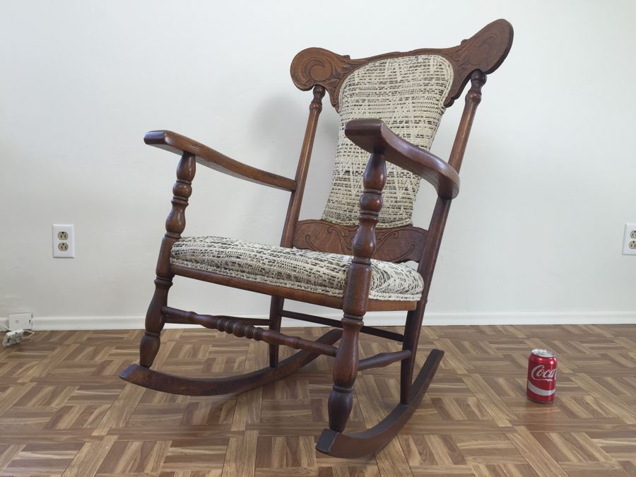 Old Oak Wooden Rocker Chair [Photo 17]