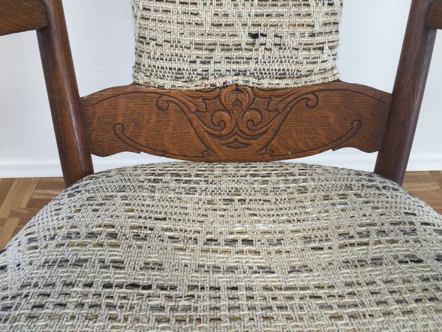 Old Oak Wooden Rocker Chair [Photo 6]