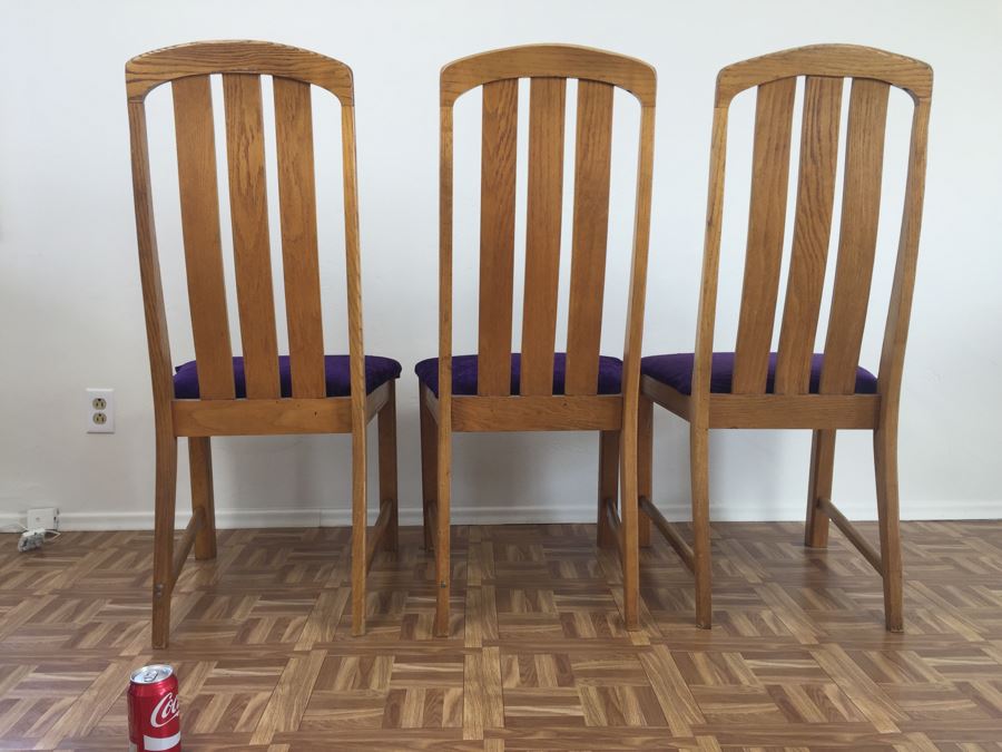 Set Of 3 Oak Curved Back Chairs [Photo 2]