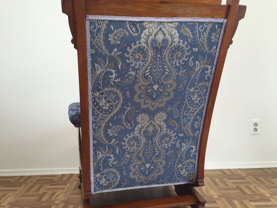 Stunning Eastlake Wooden Platform Rocker Rocking Chair With Detailed Wood Carvings [Photo 10]