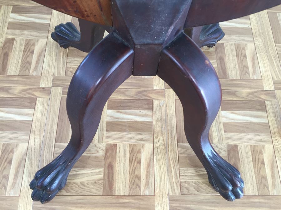 Fabulous Vintage Full Length Adjustable Mirror With Claw Feet On Casters