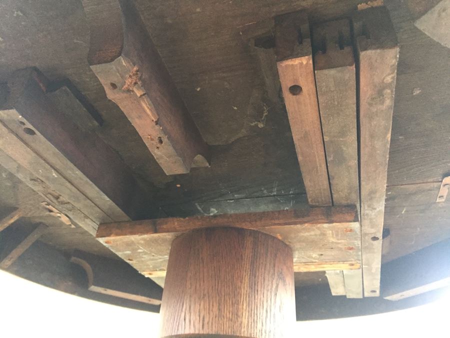 Antique Oak Pedestal Table With Claw Feet [Photo 14]