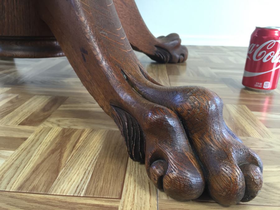 Antique Oak Pedestal Table With Claw Feet [Photo 7]