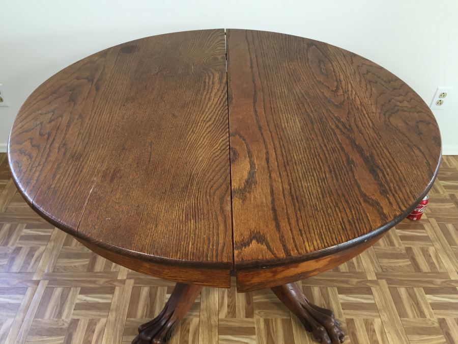Antique Oak Pedestal Table With Claw Feet [Photo 2]