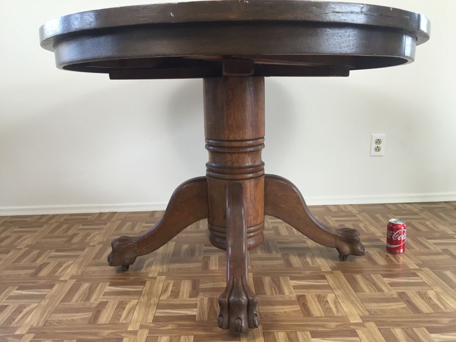 Antique Tiger Oak Pedestal Table With Claw Feet [Photo 8]
