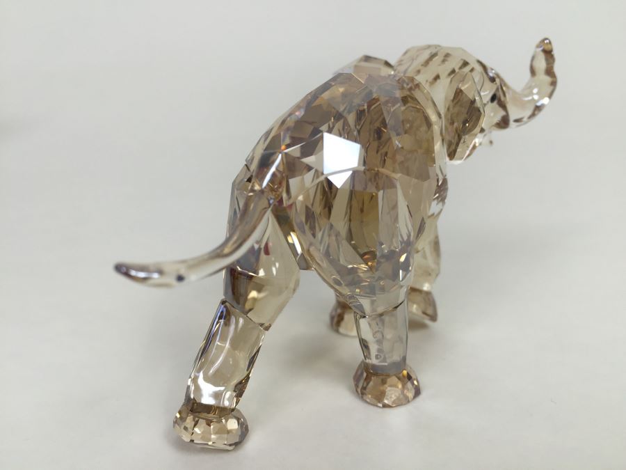 Swarovski Crystal Society SCS 2013 Young Baby Elephant Cub Gold With Original Box [Photo 16]