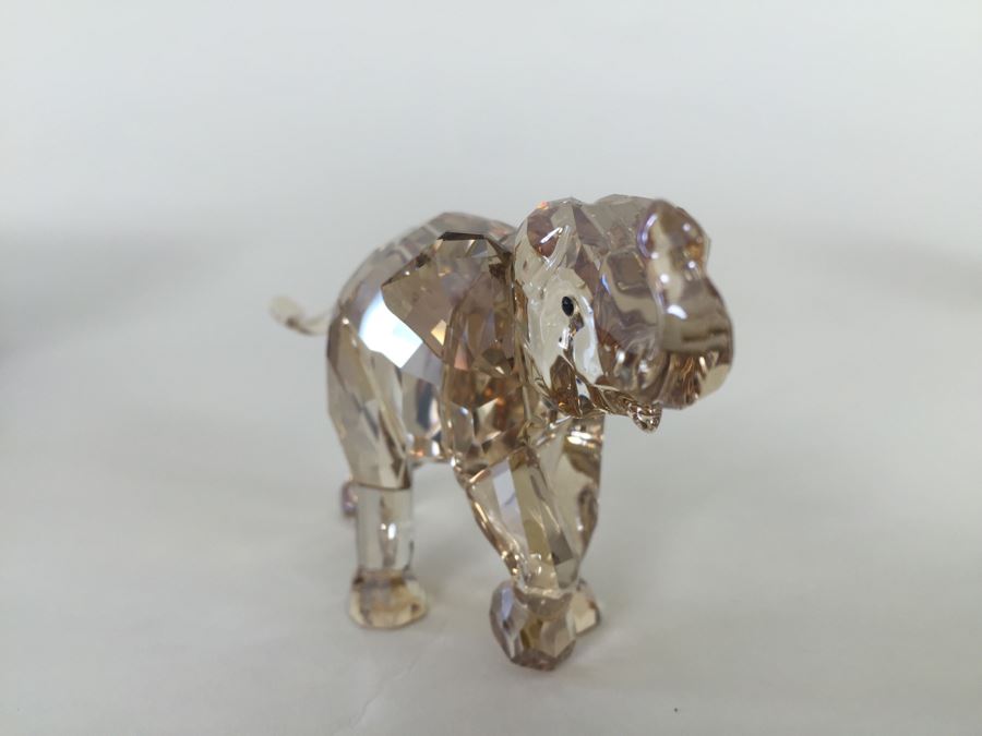Swarovski Crystal Society SCS 2013 Young Baby Elephant Cub Gold With Original Box [Photo 10]