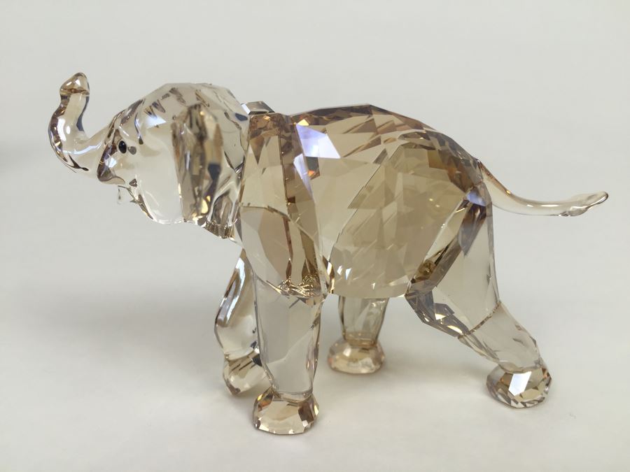 Swarovski Crystal Society SCS 2013 Young Baby Elephant Cub Gold With Original Box [Photo 13]
