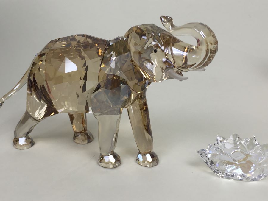 Swarovski Crystal Society SCS 2013 Elephant CINTA With Original Box And COA Retails $570 [Photo 25]
