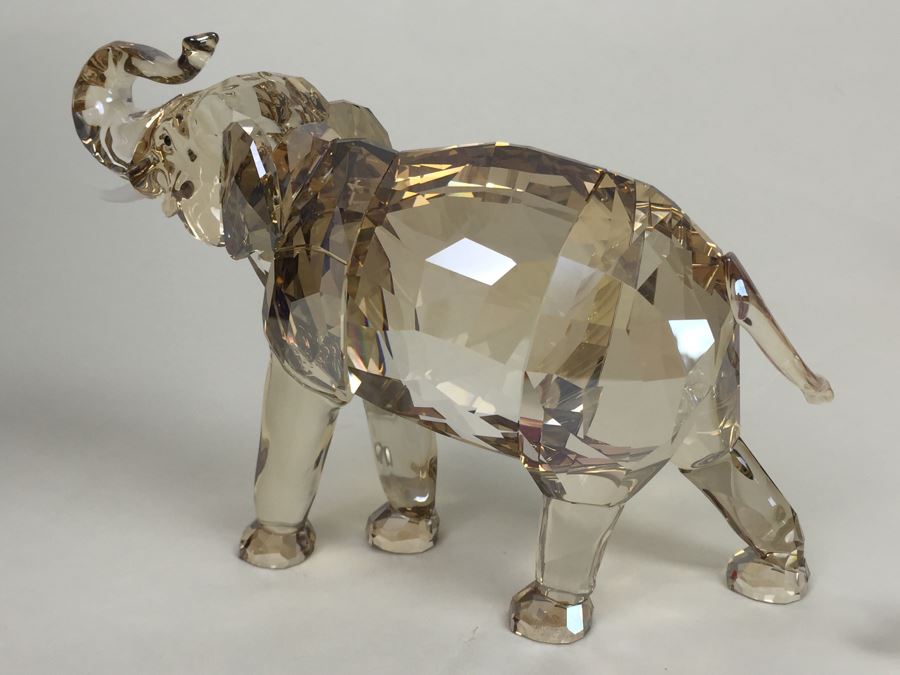 Swarovski Crystal Society SCS 2013 Elephant CINTA With Original Box And COA Retails $570 [Photo 18]