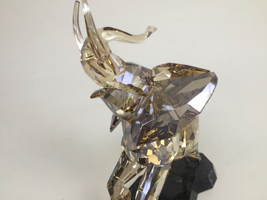 GRAND Swarovski Elephant Full-Colored On Cut Emerald Pearl Granite Base With Original Box And White Gloves Retails $1,690 [Photo 15]