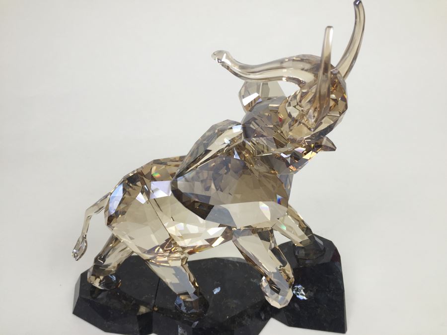 GRAND Swarovski Elephant Full-Colored On Cut Emerald Pearl Granite Base With Original Box And White Gloves Retails $1,690 [Photo 25]