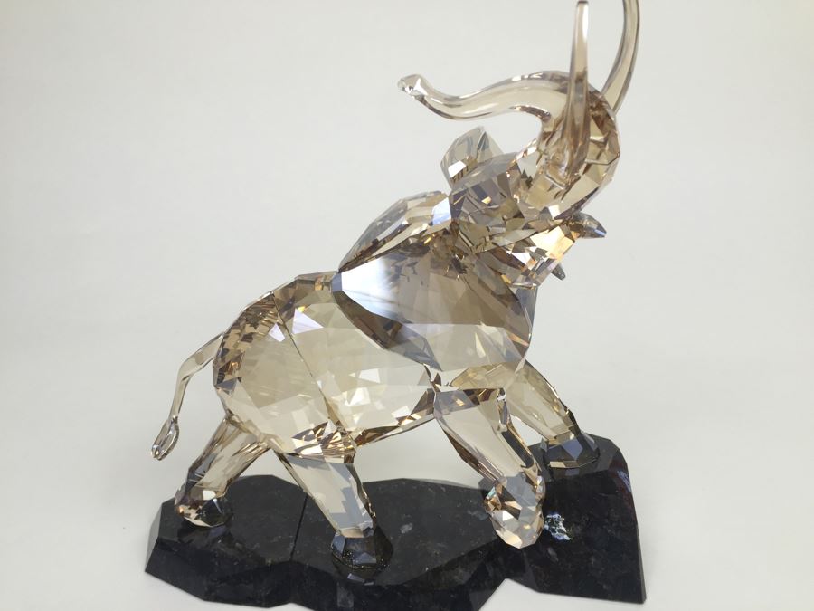 GRAND Swarovski Elephant Full-Colored On Cut Emerald Pearl Granite Base With Original Box And White Gloves Retails $1,690 [Photo 24]