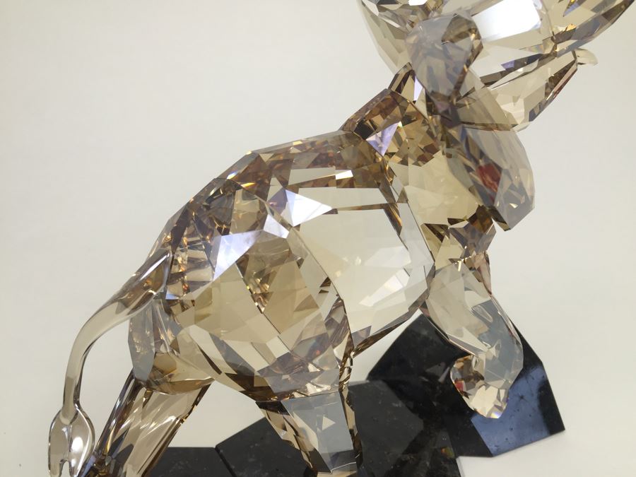 GRAND Swarovski Elephant Full-Colored On Cut Emerald Pearl Granite Base With Original Box And White Gloves Retails $1,690 [Photo 30]