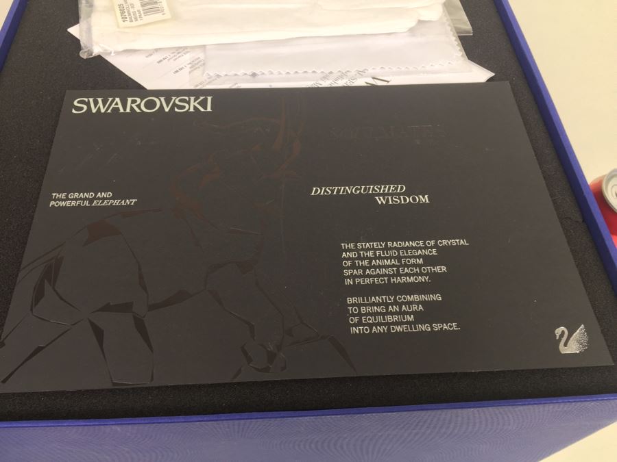 GRAND Swarovski Elephant Full-Colored On Cut Emerald Pearl Granite Base With Original Box And White Gloves Retails $1,690 [Photo 7]