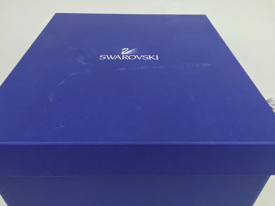 GRAND Swarovski Elephant Full-Colored On Cut Emerald Pearl Granite Base With Original Box And White Gloves Retails $1,690 [Photo 6]