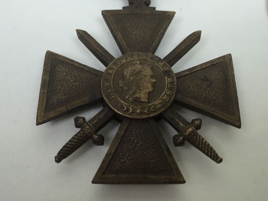 French War Cross - Croix De Guerre 1914-1918 Medal Marked Republique Francaise 1914 1918 With Ribbon [Photo 2]