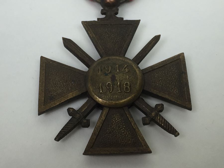 French War Cross - Croix De Guerre 1914-1918 Medal Marked Republique Francaise 1914 1918 With Ribbon [Photo 3]