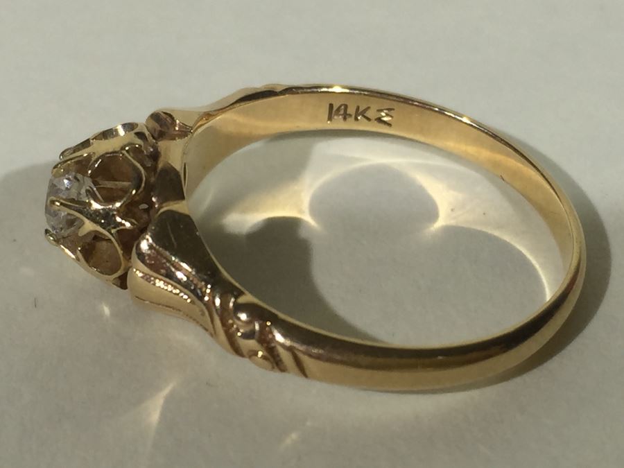 14K Yellow Gold Diamond Ring 2.95g