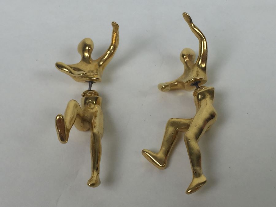 Gold Signed Figure Earrings [Photo 4]
