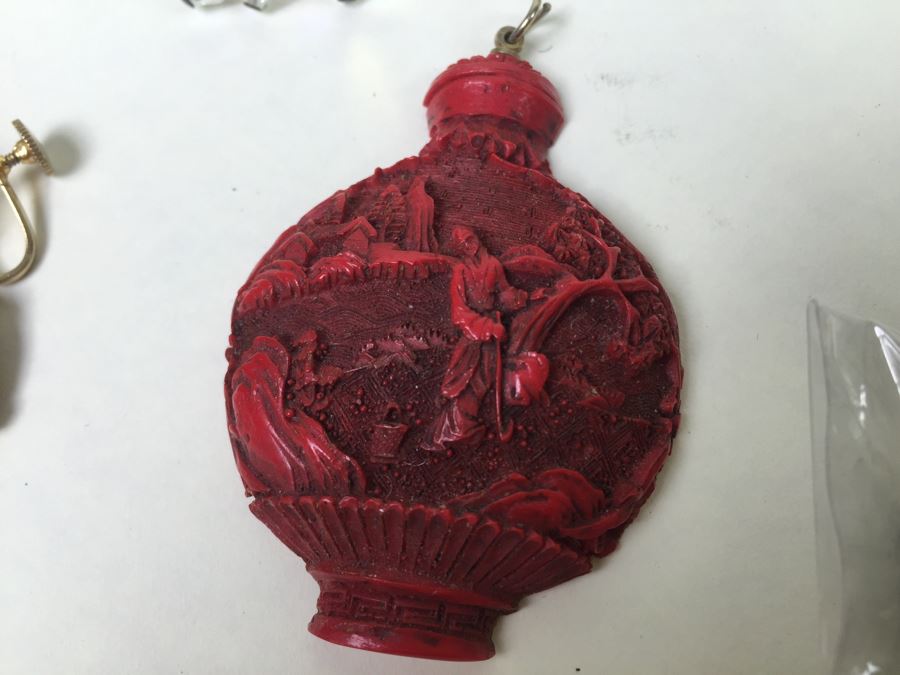 Costume Jewelry Lot [Photo 18]