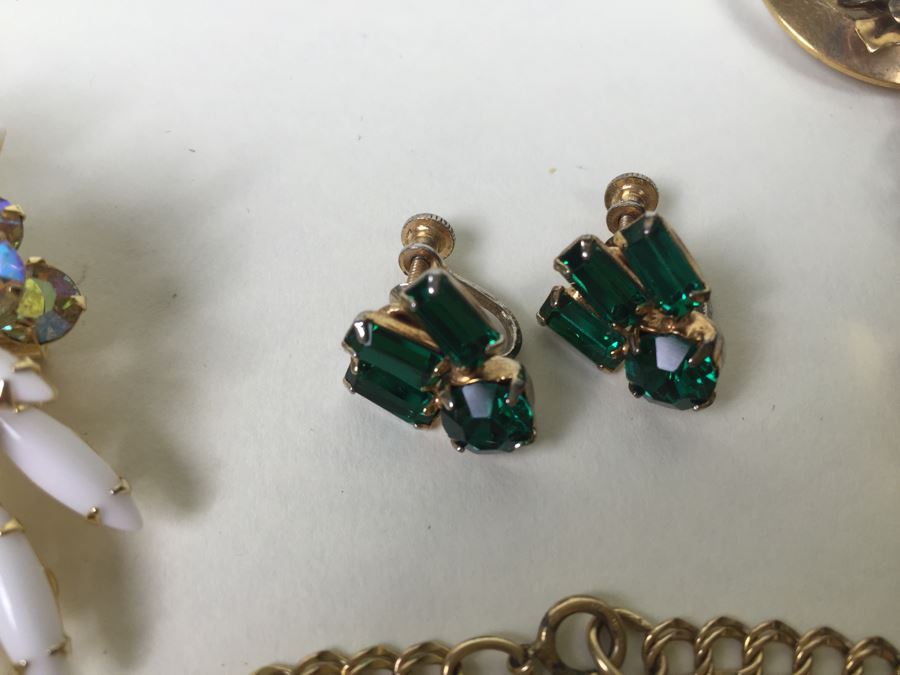 Costume Jewelry Lot [Photo 10]