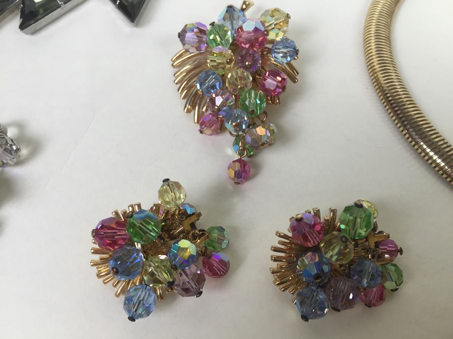 Costume Jewelry Lot [Photo 6]