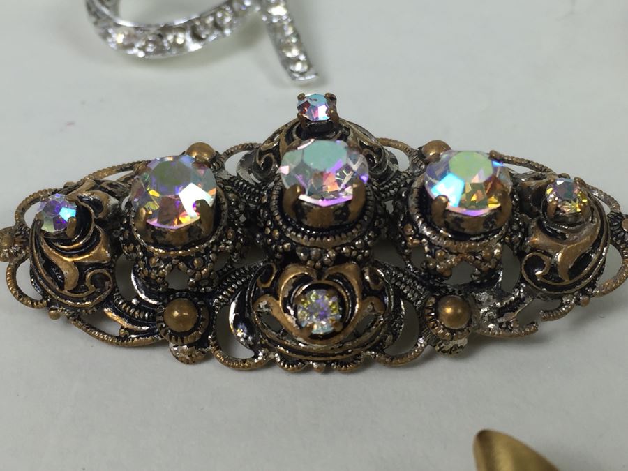 Costume Jewelry Lot [Photo 8]