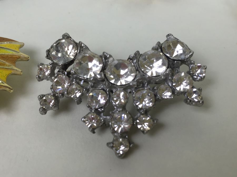 Costume Jewelry Lot [Photo 7]