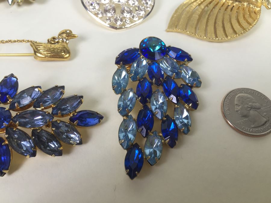 Costume Jewelry Lot [Photo 5]