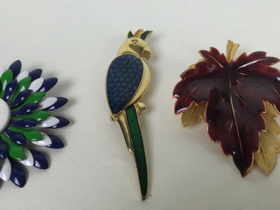 Costume Jewelry Lot [Photo 11]