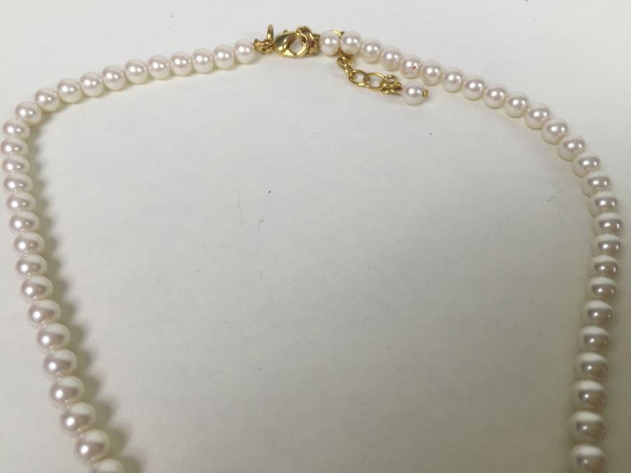 Vintage Trifari Signed Costume Jewelry Lot [Photo 3]