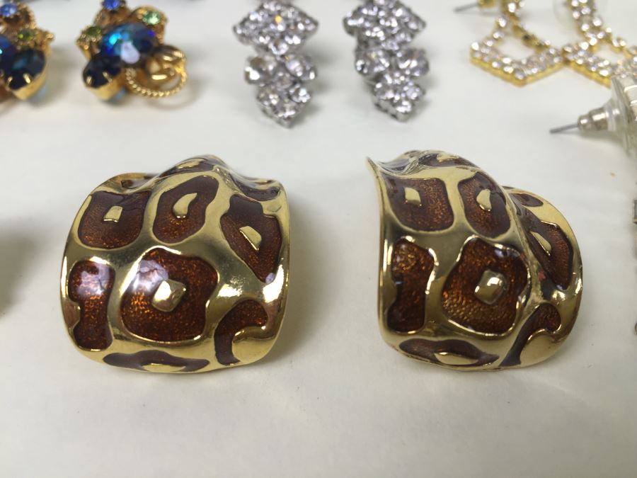 Vintage Costume Jewelry Earring Lot [Photo 9]