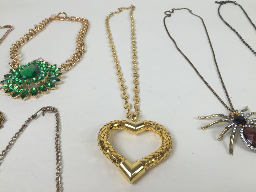 Vintage Costume Jewelry Lot [Photo 14]
