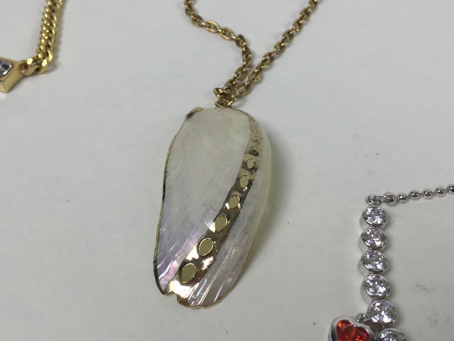 Vintage Costume Jewelry Lot [Photo 12]