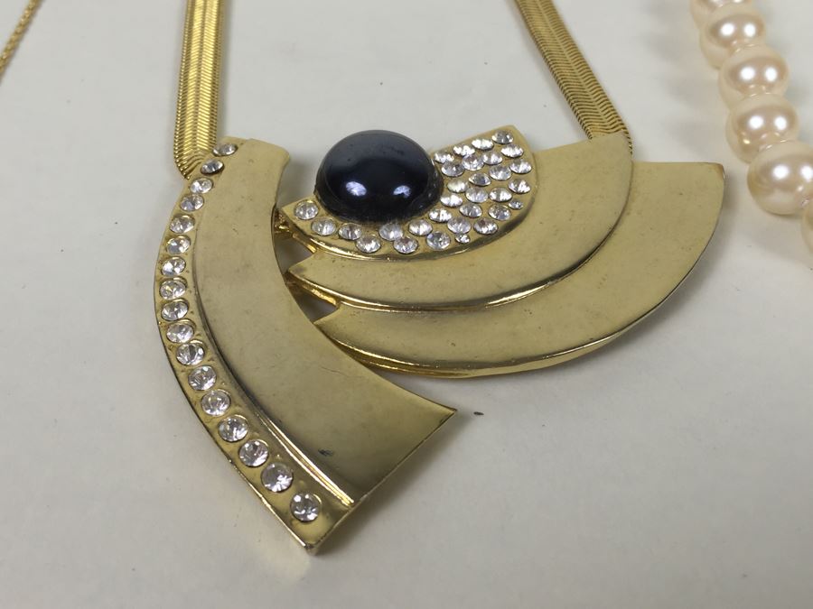 Vintage Costume Jewelry Lot [Photo 8]