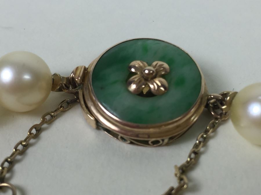 Stunning Real Pearl Necklace With 14K Gold And JADE Clasp - Pearls Individually Knotted [Photo 6]
