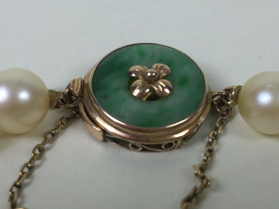 Stunning Real Pearl Necklace With 14K Gold And JADE Clasp - Pearls Individually Knotted [Photo 5]