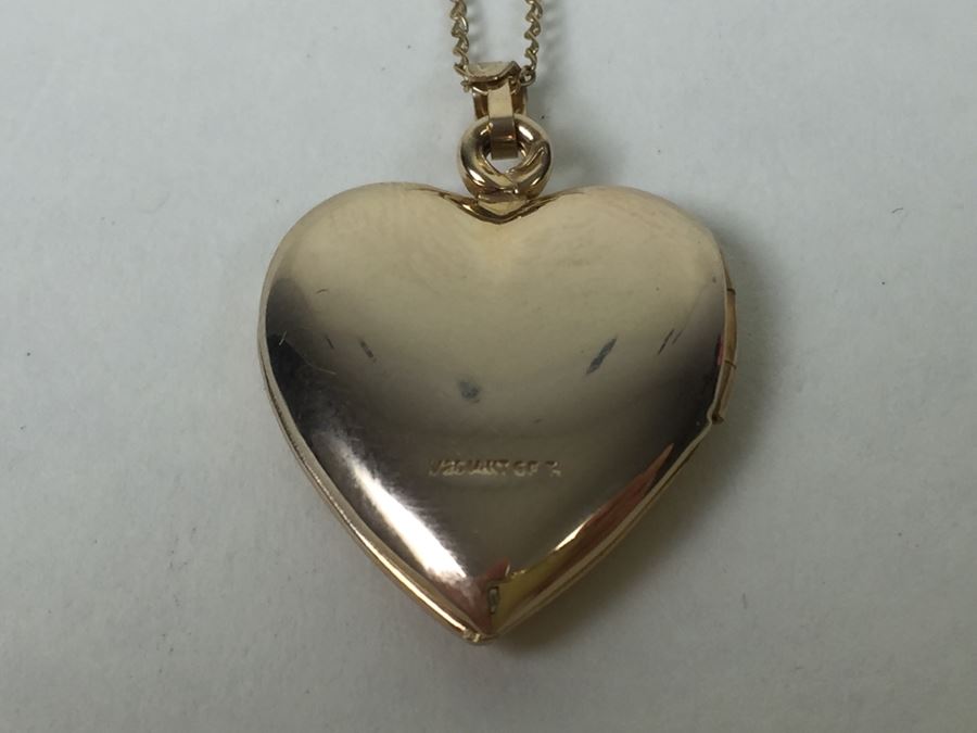 Gold Filled Heart Pendant Locket With Chain Engraved Grandma With Roses [Photo 7]